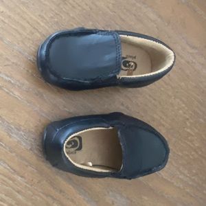 Dress shoes